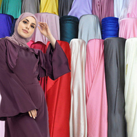 Lots de stock de robes abaya en crêpe couleur personnalisée pour femmes tissus en soie doublure tissu polyester spandex crêpe satin de soie