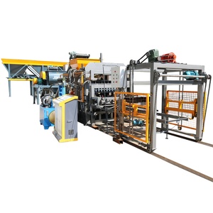 מכונת ייצור לבנים אוטומטית QT5-15 לייצור 10,000 יחידות ליום, מכונת ייצור בלוקים אוטומטית לחלוטין, מכונת לבנים משולבות אוטומטית לחלוטין - Product Image 4