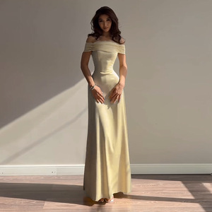 <span class=keywords><strong>Abito</strong></span> da Sera Lungo Senza Spalline in <span class=keywords><strong>Raso</strong></span>, Elegante e Raffinato - Product Image 2