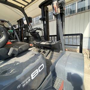 รถยกมือสองเครื่องยนต์ดีเซลโตโยต้า8Ton ญี่ปุ่น - Product Image 5