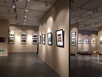 Panneaux d'affichage mobiles en aluminium pour salles d'exposition de musées, cloisons pliables modernes pour salles de conférence et restaurants