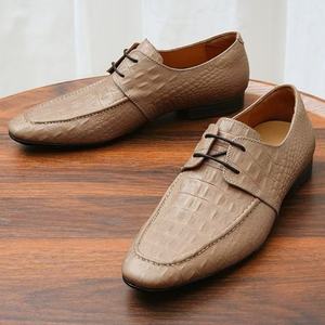 Zapatos Casuales de Hombre con Aumento de Altura Invisible, Parte Superior de Cuero, Estilo Botín Negro, Zapatos Elevadores para Hombre - Product Image 6