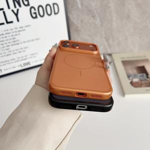 Étui pour <span class=keywords><strong>iPhone</strong></span> Air 17 16 15 Plus 14 <span class=keywords><strong>13</strong></span> 11 <span class=keywords><strong>Pro</strong></span> Max, style métallique plaqué, finition mate, magnétique, PC, compatible avec la charge sans fil - Product Image 5