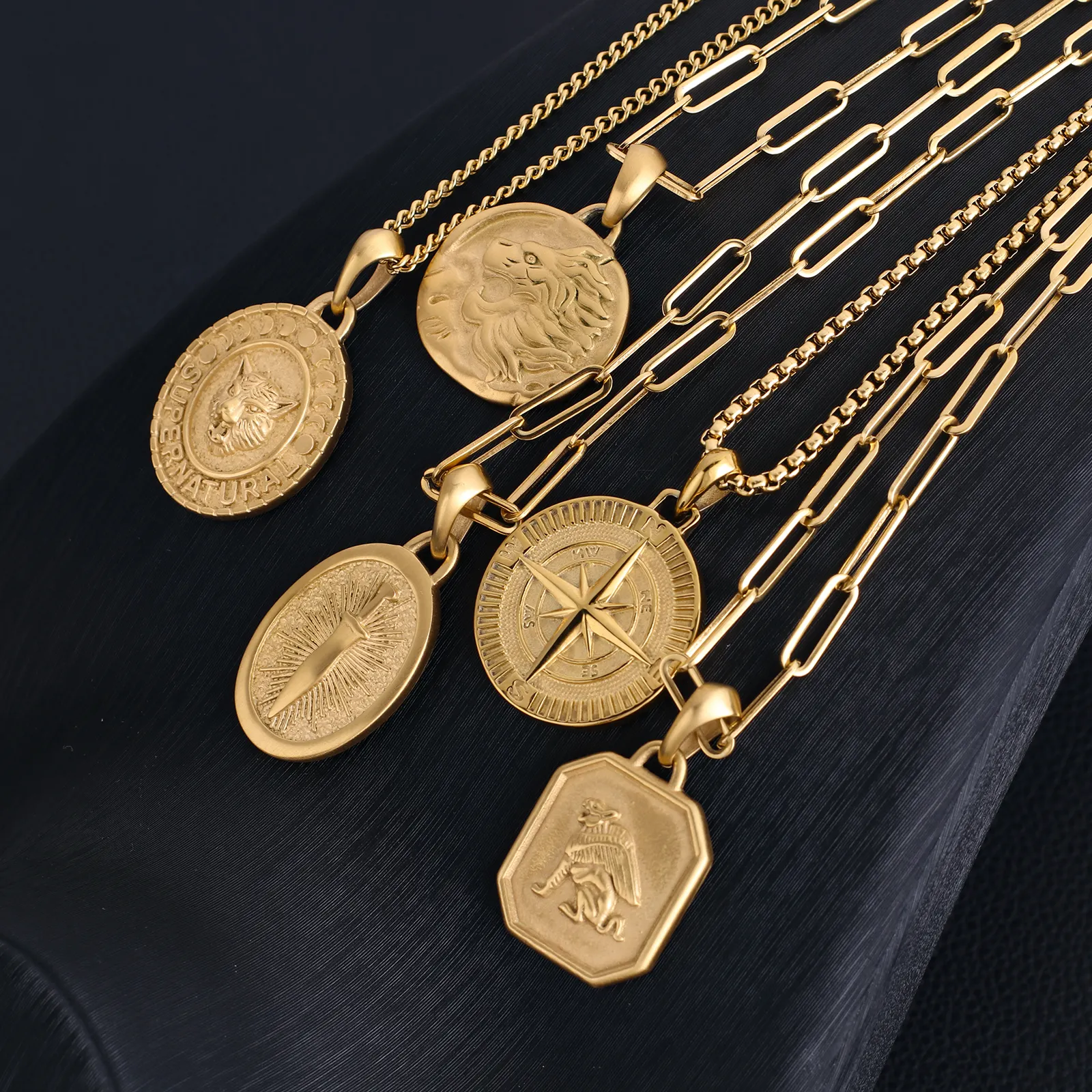 Accessories Pendant Men 18K Gold Plated Custom Gold Stainless Steel Jewelry Lion Coin Vintage Compass Necklace