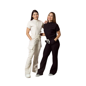 YUHONGサイドスプリットヘムカフススリーブスクラブトップIDバッジ付きスロットテーパーデザイン通気性 - Product Image 1