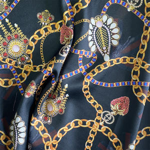 Giao Hàng Nhanh Thiết Kế Sang Trọng Softy 100% Polyester Vải Lụa In Kỹ Thuật Số <span class=keywords><strong>Satin</strong></span> Cho Hàng May Mặc - Product Image 3