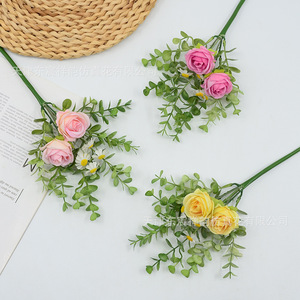 ดอกกุหลาบผ้าไหมประดิษฐ์ Dongchen Crafts ขนาดเส้นผ่านศูนย์กลาง 4 ซม. สีชมพู ขาว เหลือง ดอกไม้พลาสติกสำหรับตกแต่งบ้าน จัดดอกไม้งานแต่งงาน - Product Image 3