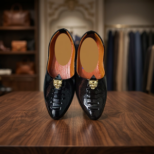 Zapatos de Cuero Genuino para Hombre, Impermeables, Hechos a Mano, OEM, Personalizables, Tradicionales, para Estudiantes, BS International BI-01, Interior y Exterior - Product Image 1