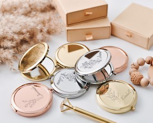 Custom Laser Wedding Favor Metal Compact Mirror Bridal Shower Favor Personalized Wedding Gift for Guests