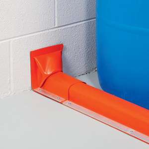 NUEVO PIG - PLR109 Extremo de pared para Drive-Over Build-A-Berm®Barrera-EAN 036226014798 RESPUESTA Derrames - Product Image 2