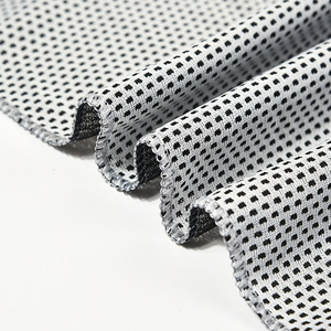 Toalla Deportiva Refrescante de 30x80 cm, Secado Rápido, Refresco Instantáneo, Absorbente de Sudor, Rectangular, con Bolsa de PVC con Cierre - Product Image 4