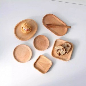 Assiette à gâteau ronde en bois classique moderne personnalisée pour pâtisserie - Product Image 1