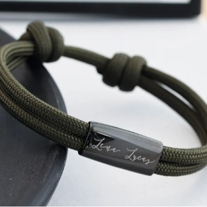 Pulsera tejida personalizada Acero inoxidable 18K Pulsera grabada personalizada Regalo para mujeres y hombres Regalo para la familia - Product Image 2