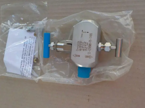 Bloque de Aislamiento para Instrumentación SS-V2NBM8-F8-11486 1/2" NPT con Válvula de Purga - Product Image 2