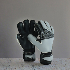 Gants de gardien de but de football à doigts entiers en caoutchouc latex, avec sangle de poignet réglable pour l'entraînement et les matchs - Product Image 2