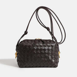 Bolso bandolera cuadrado para mujer, moderno, ligero, lujoso, tejido a mano con material PU, forro suave, con cremallera. - Product Image 5