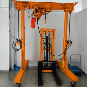 Grue <span class=keywords><strong>portique</strong></span> manuelle à chenilles, mobile et facile à déplacer, pour entrepôts intérieurs et extérieurs, capacités 1, 2 et 5 tonnes, vente en gros directe usine - Product Image 2
