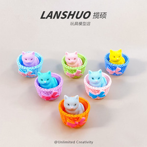 ตุ๊กตาแมวลันชัวในตะกร้า ของตกแต่งเรซิ่นพลาสติกขนาดเล็ก ของประดับตกแต่งโต๊ะทำงานสำหรับทุกเพศ ฤดูร้อน 2024 ผลิตจากเมืองอี้หวู่ - Product Image 3