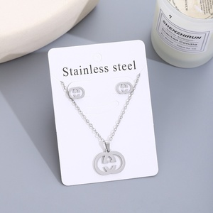 Bông Tuyết Sao Năm Lá Hoa Đơn Giản Titan Thép Trang Sức <span class=keywords><strong>Set</strong></span>, Thép Không Gỉ Phụ Kiện Vòng Cổ Và Bông Tai Bán Buôn - Product Image 3