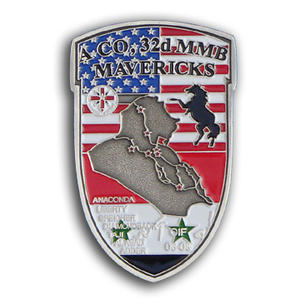 Pièces commémoratives et pièces de défi en métal 3D en alliage de zinc et laiton, émaillées or et argent - Product Image 1