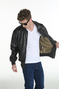 Giacca a Blouson in pelle di colore invernale oversize da uomo con chiusura a cerniera stile Vintage - Product Image 3