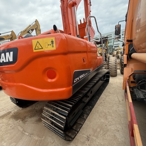 Excavatrice sur chenilles Doosan DX150LC d'occasion, 14 tonnes, hydraulique, avec moteur et composants de transmission, bon état, à vendre - Product Image 3