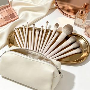 Juego de 12 Brochas de Maquillaje, Brochas Cosméticas de Cerdas Suaves para Base, Sombra de Ojos, Rubor, Contorno y Corrector, Belleza Profesional - Product Image 6