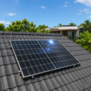 แผงโซลาร์เซลล์แบบโมโนคริสตัลไลน์ชนิด N-Type PERC กำลังไฟ 580 วัตต์ แบบสองหน้า (Bifacial) ครึ่งเซลล์ (Half Cell) กระจกสองชั้น - Product Image 1