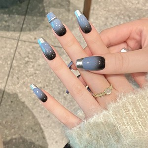 <span class=keywords><strong>Uñas</strong></span> Postizas Metálicas con Degradado <span class=keywords><strong>de</strong></span> <span class=keywords><strong>Dos</strong></span> <span class=keywords><strong>Colores</strong></span> para Dedos con <span class=keywords><strong>Diseño</strong></span> Cyberpunk Oscuro Prediseñado - Product Image 4