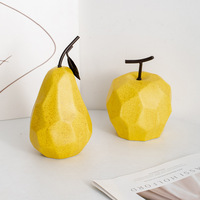 Ornement de luxe en porcelaine blanche marbrée beige/jaune, style minimaliste, écologique, forme géométrique poire/pomme (vendu à l'unité)