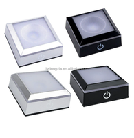 Présentoir LED de haute qualité avec interrupteur tactile carré pour boule de verre et cube de cristal 3D