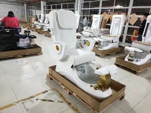 Nouvelle Chaise de Bain de Pieds et de Massage des Ongles avec Massage par Pétrissage Inclinable et Appuie-tête à Quatre Zones de Massage - Product Image 4