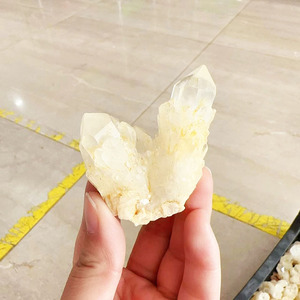 Chất Lượng Cao Tự Nhiên Chữa Bệnh Nguyên Khoáng Mẫu Rõ Ràng Cụm Thạch Anh Nhỏ Màu Trắng Hoa Tinh Thể Dứa Cụm - Product Image 4