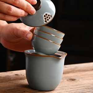 Juego de Té Portátil de Cerámica Ru Ware, Tetera Kung Fu con 3 Tazas, Juego de Regalo Ligero para Uso en Exteriores - Product Image 4