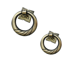 <b>Antique</b> Bronze Towel Shape Cabinet Handle Zinc Alloy Traditional Style Drawer Hardware Durable Design - Product Image 2