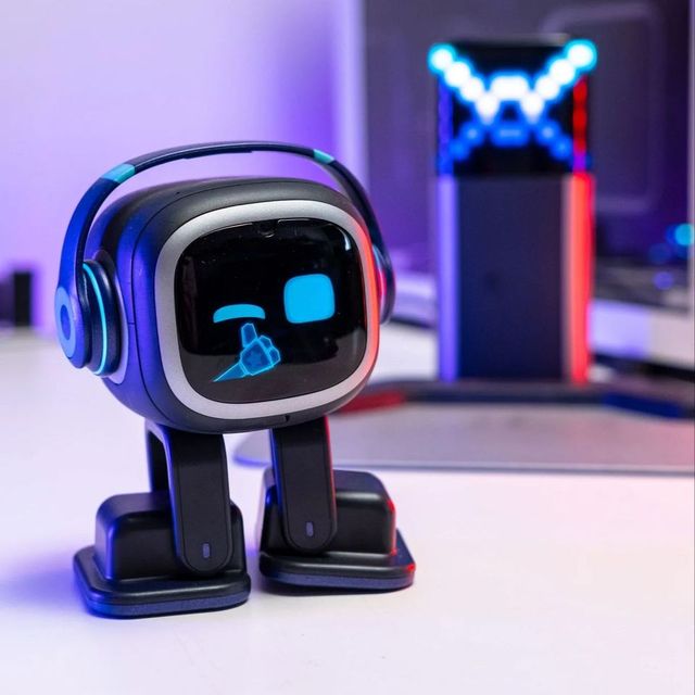 EMO Smart AI Robot 2025-Voice Control Facial Recognition Home Automation Educational Companion & Smart Office Assistant