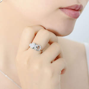 Anillo de Cóctel F140 con Cabeza de Pantera, Plata 925, Cristales Pavé, Joyería Fina para Mujer, Uso Diario - Product Image 3