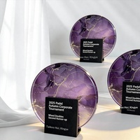Trophée en cristal de Chine sur mesure, design créatif éblouissant pour les événements annuels d'entreprise, reconnaissance des employés exceptionnels et des meilleures ventes