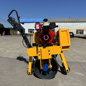 Rodillo de carretera vibratorio de tambor de acero individual con tracción en la rueda del motor diésel para pavimento asfáltico - Product Image 6