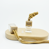 Bouteilles de diffuseur de parfum pour voiture en verre suspendu de forme carrée de 5 ml, 8 ml, 10 ml, vides, avec bouchon à vis en bois, sérigraphiées