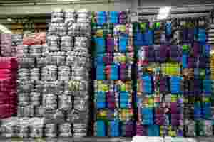 <span class=keywords><strong>เสื้อ</strong></span>ผ้าเด็กมือสองนำเข้าขายส่งออนไลน์ แบบยกกระสอบ คละแบบ น้ำหนัก 45-50 กก. สำหรับ<span class=keywords><strong>ขาย</strong></span> <span class=keywords><strong>เสื้อ</strong></span>ผ้าเด็กใช้แล้ว อายุ 1-10 ปี - Product Image 4