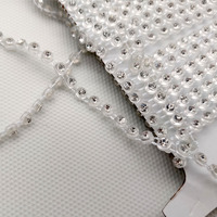 Vente directe usine – Rouleau de 100 yards de bande de strass en plastique SS6 pour chaussures, sacs et robes