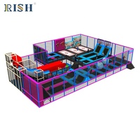 Équipement de terrain de jeu intérieur pour enfants et adultes de tous âges, trampoline park, exercice, saut, course, sport, amusement