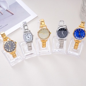 Nuevo Reloj de Pulsera Italiano con Dijes, Eslabones de Acero Inoxidable Plateado y Dorado, Reloj Italiano con Dijes y Diamantes - Product Image 4