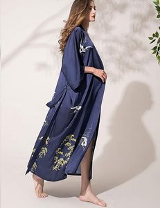 Venta al por mayor largo suave ligero <span class=keywords><strong>sedoso</strong></span> Kimonos Batas para las mujeres de lujo japonés Floral mujer Kimono Robe - Product Image 5