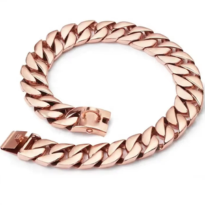 Collari di Lusso Dorati per Cani Grandi, Catene Hip Hop per Animali Domestici, Kit Guinzaglio, Accessori per Animali, Collare a Catena Cubana per Cani - Product Image 4