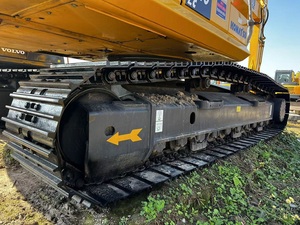 Excavatrice Komatsu de 20 tonnes d'occasion PC240 EPA CE en vente presque neuve avec composants essentiels Roulement de pompe de boîte de vitesses de moteur - Product Image 3