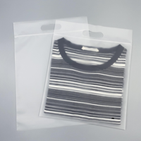Sac Ziplock en Plastique Givré UniOne, Auto-adhésif, Refermable, Écologique, avec Poignée, Idéal pour Vêtements, Pulls et Chemises – Meilleure Vente