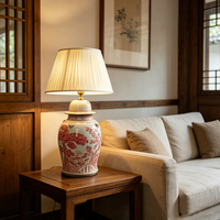 Lampe classique de style chinoiserie à motif d'arbre rouge, base en porcelaine de type pot à gingembre pour la décoration de table de chevet de chambre à coucher