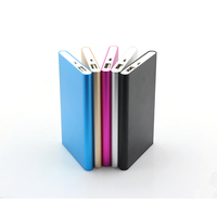 Logo OEM chargeur USB powerbank ultra-mince portable mini 4000mah 5000mah powerbank pour téléphone mobile